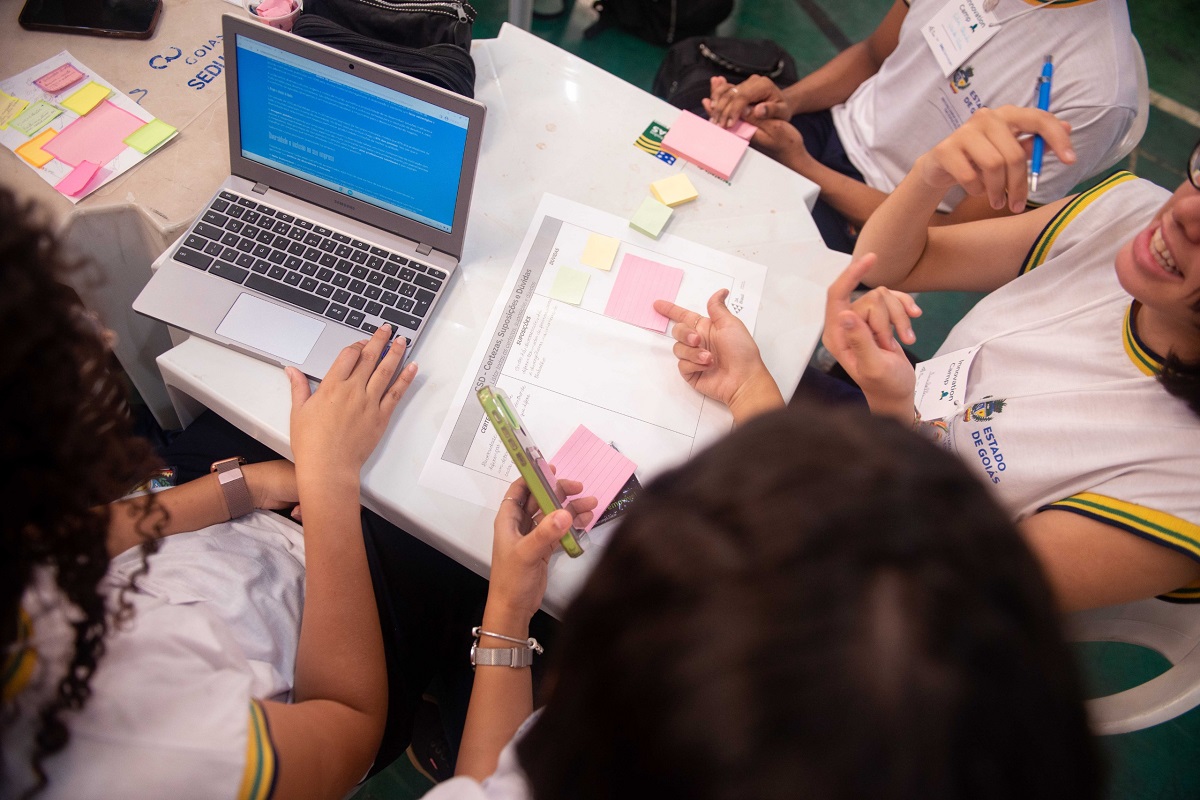 Semana Nacional da Ciência e Tecnologia inspira jovens goianos a explorarem inovação e futuro digital
