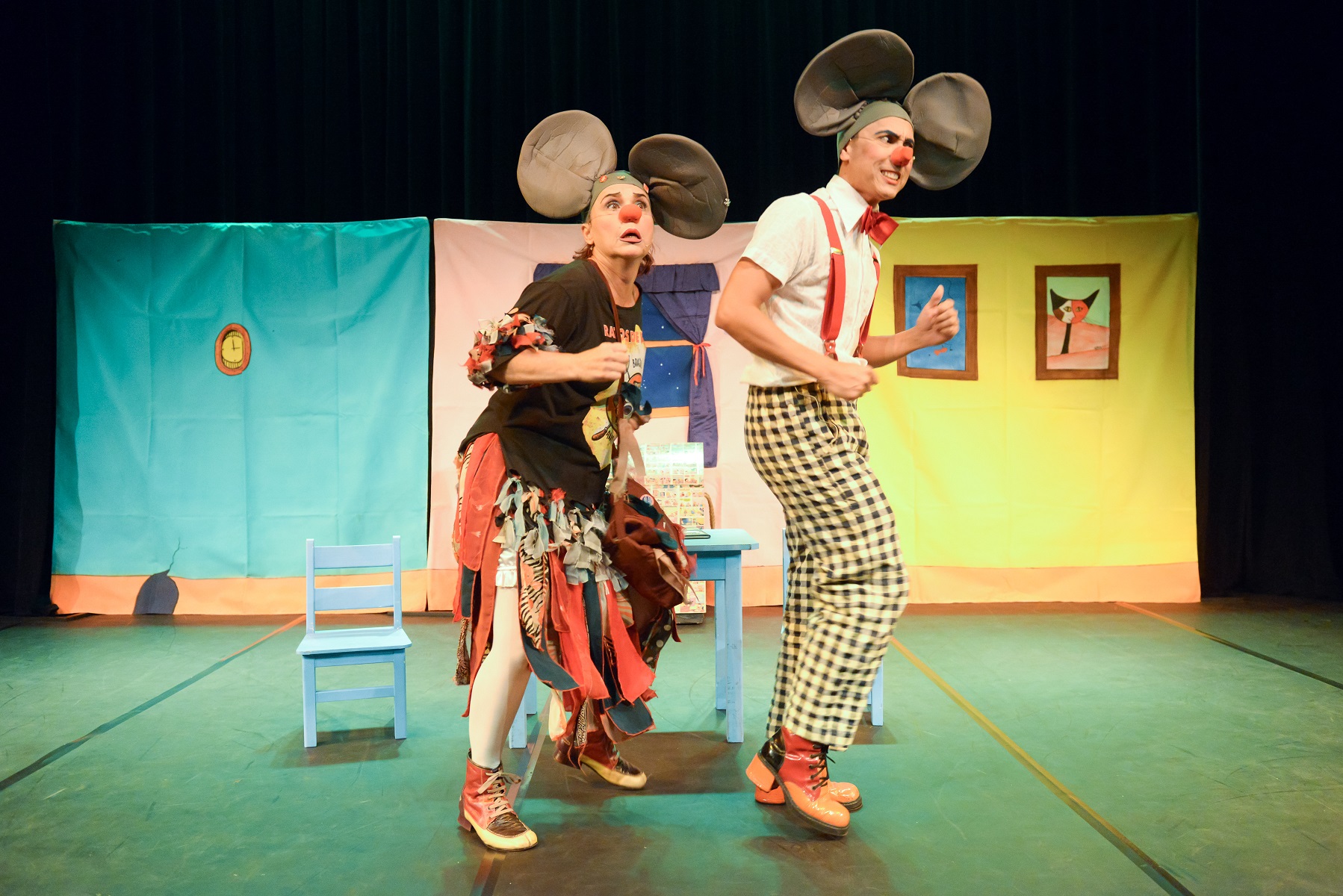 Espetáculo infantil gratuito mistura amor, aventura e muitas risadas no Teatro Zabriskie