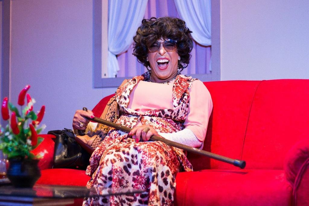 Prepare-se para rir: ‘A Sogra que Pedi a Deus’ chega ao Teatro Carlos Moreira nesta sexta (7)