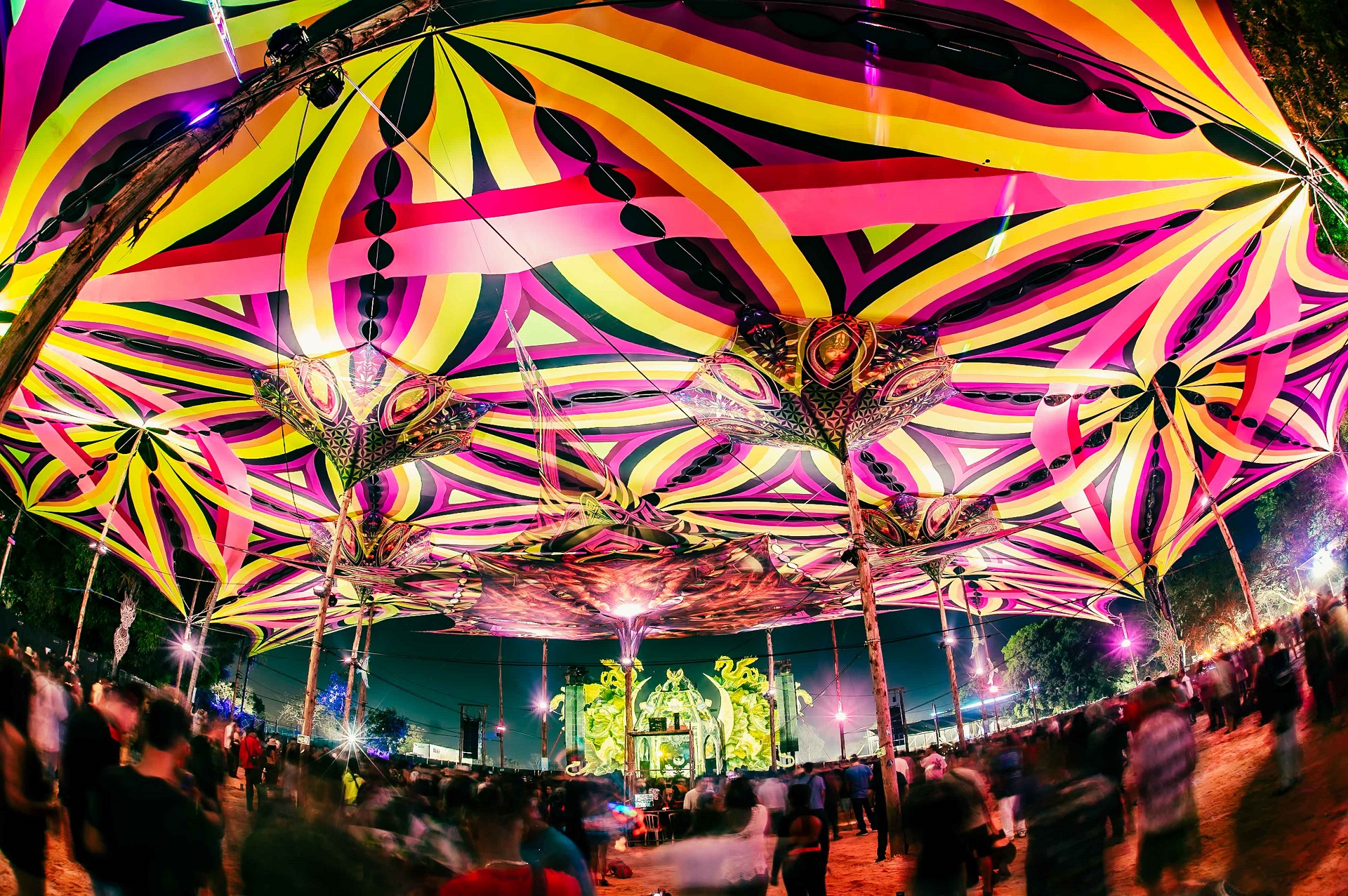 Com 19 DJs e edição histórica, Hipnotrance encerra 2025 em Goiânia com 22 horas de música eletrônica