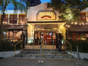 Bar em Goiânia promove Carnavalzin com bloquinhos infantis, música ao vivo e feijoada especial no Setor Marista