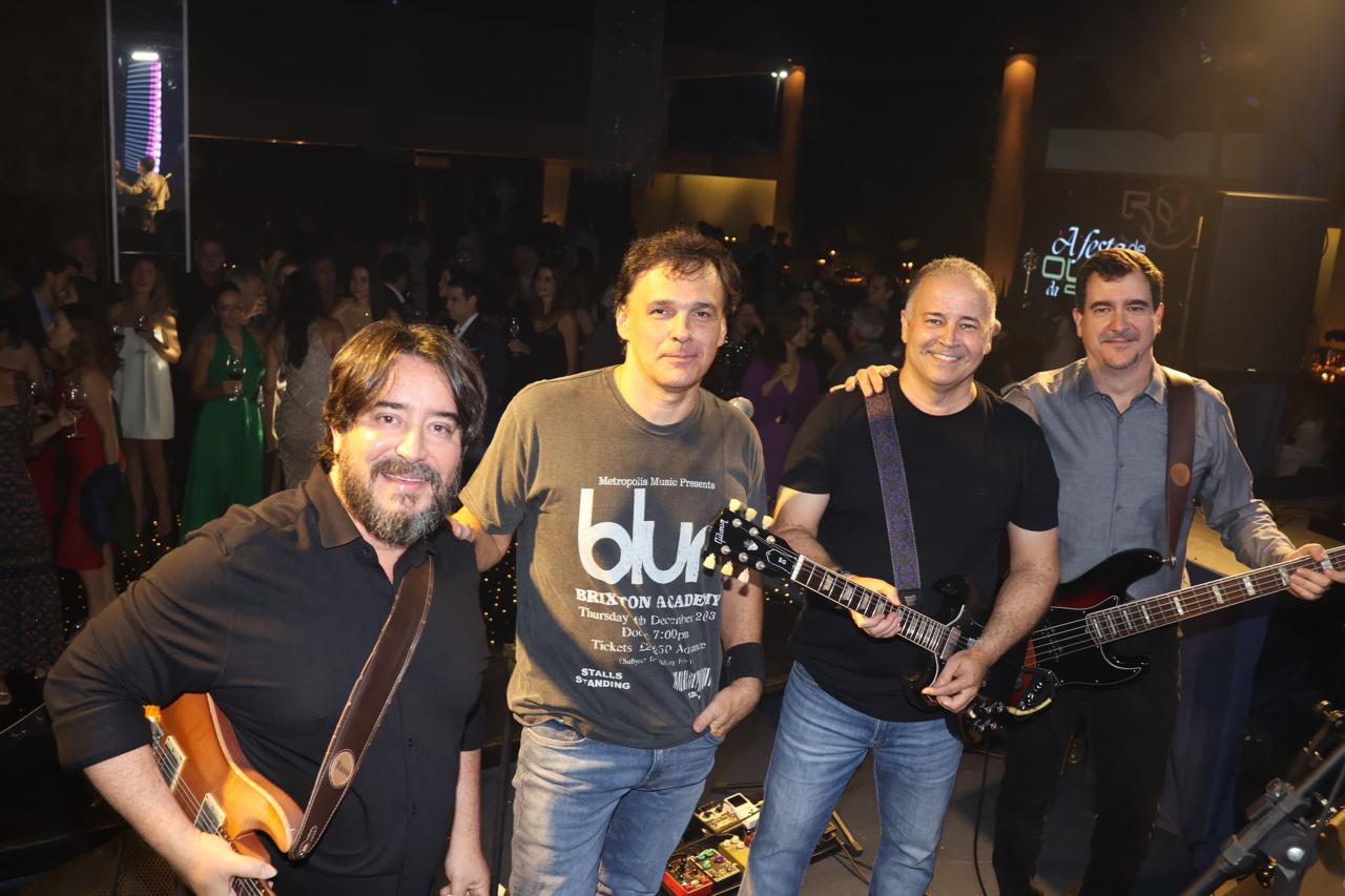 Black Hat e DJ Hudson Amaral embalam sexta (6) de clássicos do rock no Lowbrow