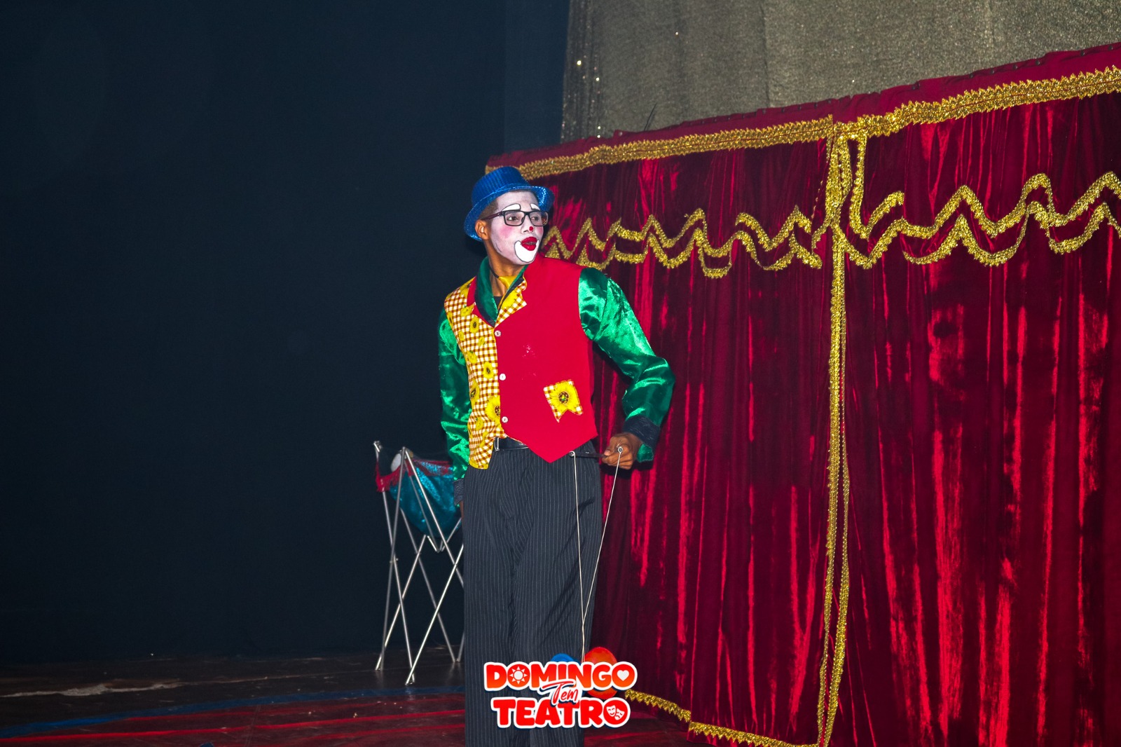 Projeto Domingo Tem Teatro retorna em 2026 com edição especial dedicada ao circo, em Goiânia