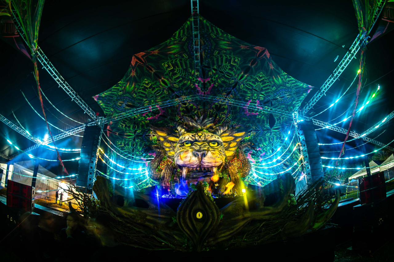 Festa Hipnodreams acontece neste sábado (14) com mais de 26 horas de imersão e atrações internacionais