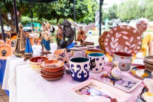 Feira Criativa do Instituto Unimed Goiânia impulsiona o empreendedorismo artesanal e transforma trajetórias