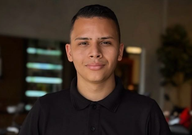 Jovem de Aparecida de Goiânia com tumor raro mobiliza redes sociais em busca de ajuda