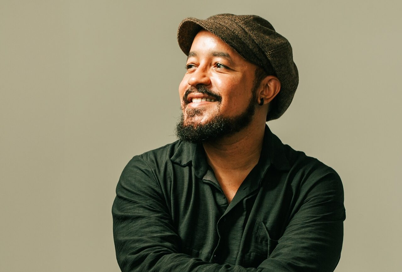 Pianista goiano Diones Correntino leva a excelência da música brasileira em turnê internacional