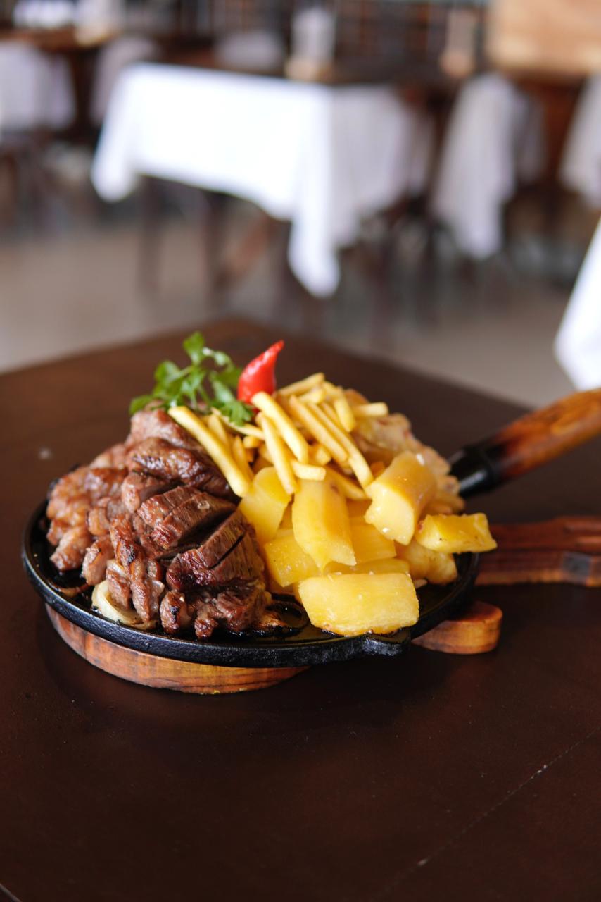 Território Grill reinaugura em Goiânia com ambiente modernizado e novo cardápio