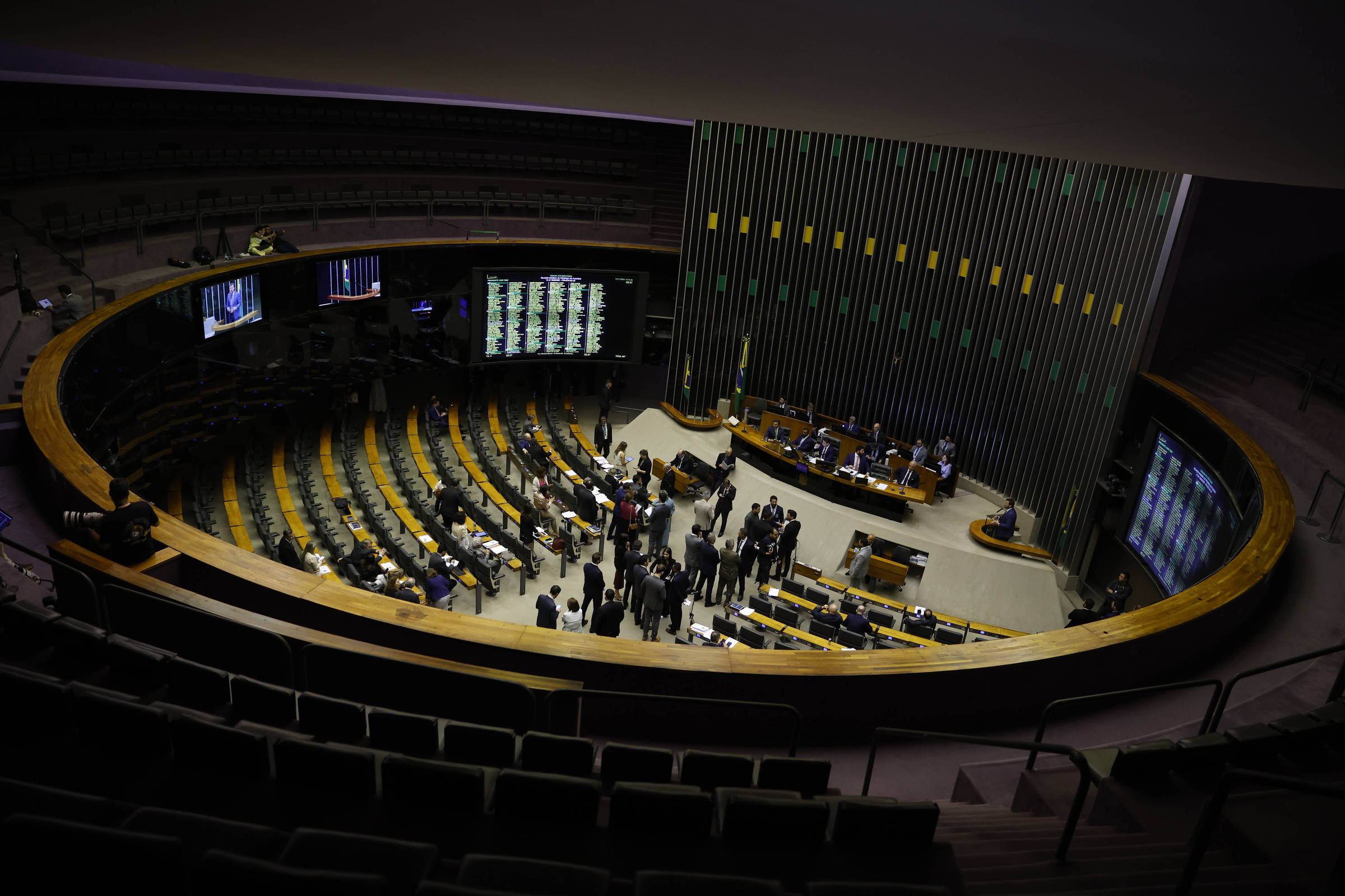 Frente do Empreendedorismo planeja agenda fiscal pós-eleições com foco em limite a impostos e redução de gastos