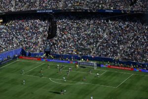 Copa do Mundo 2026 registra recorde histórico de público em dia com Messi e Mbappé em campo
