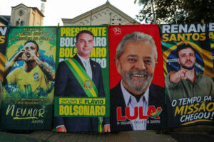 Aliados de Flávio Bolsonaro veem possibilidade de recuperação após operação contra Jaques Wagner; campanha de Lula minimiza impacto