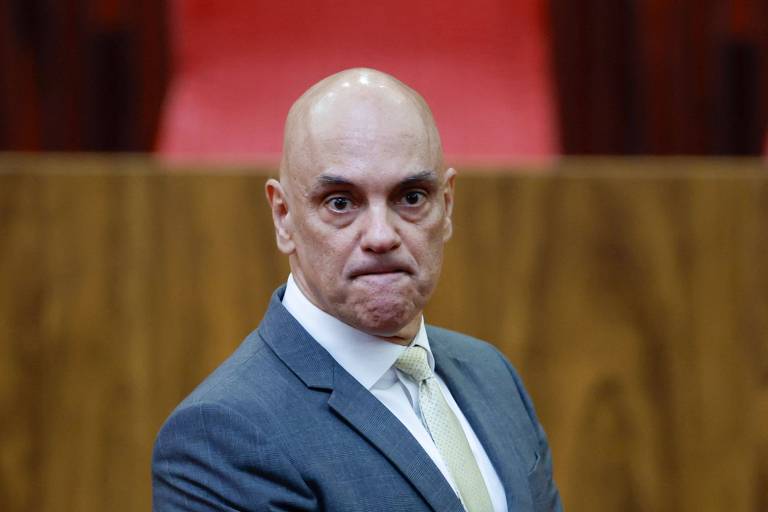 Extradição negada de Carla Zambelli impõe novo revés a Moraes e alimenta críticas