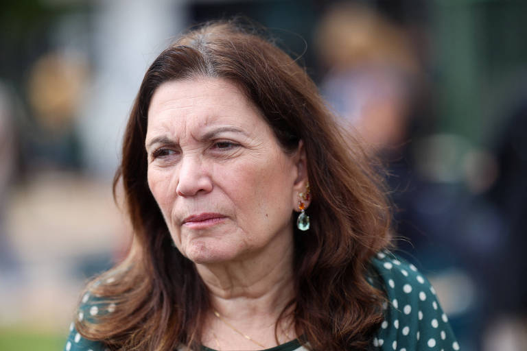 Pré-campanha de Flávio Bolsonaro recebe ofertas de mulheres para colaborar na elaboração do programa de governo
