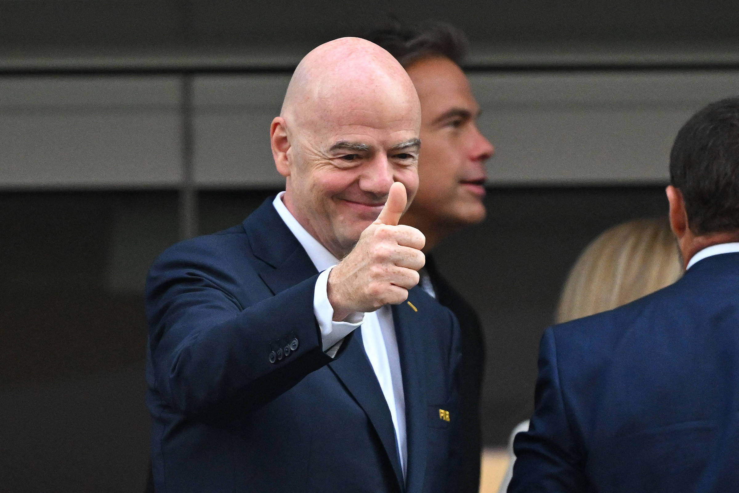 Infantino celebra 1 milhão de torcedores nos estádios após cinco dias da Copa do Mundo 2026