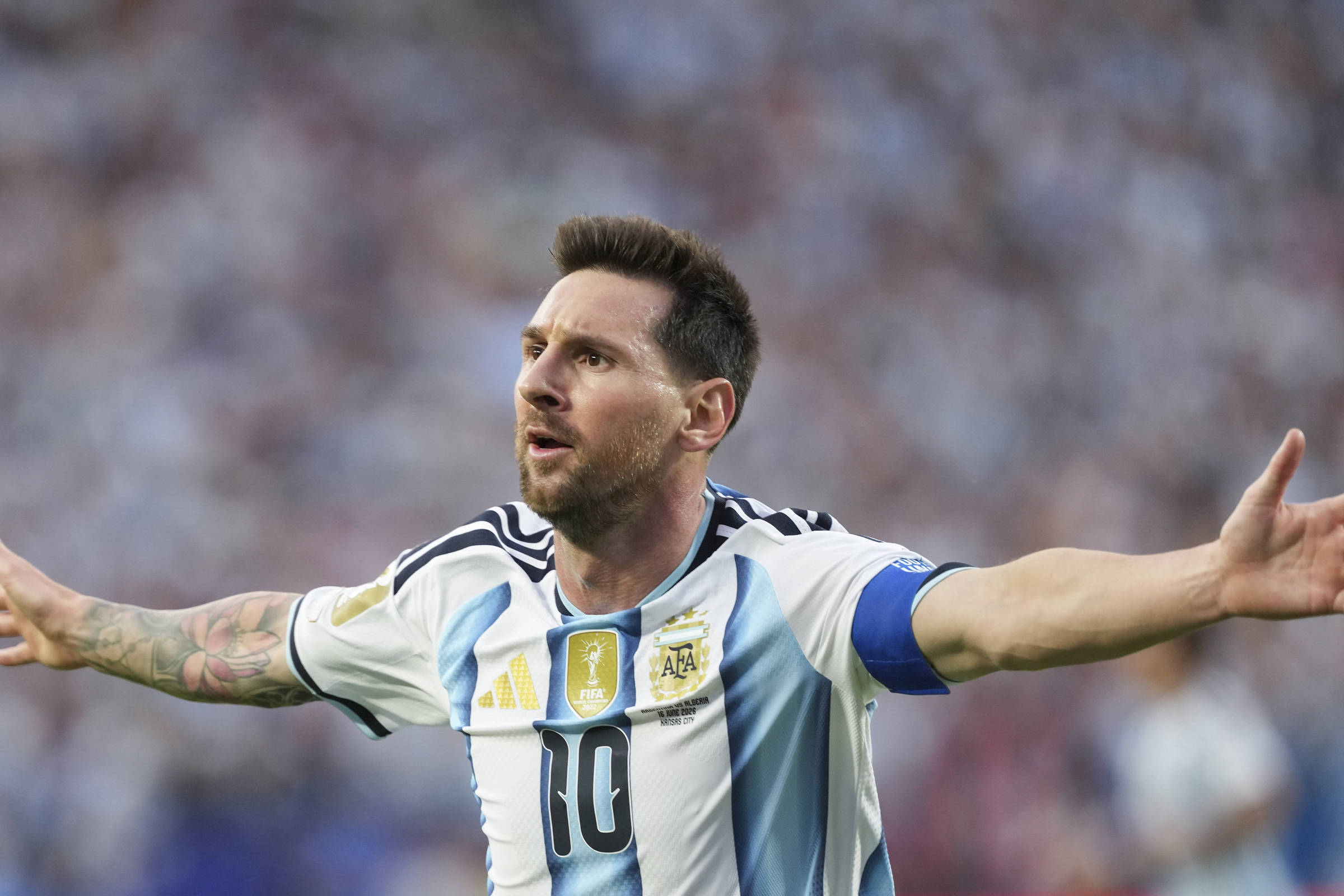 Messi marca três gols na estreia da Argentina e iguala Miroslav Klose como maior artilheiro das Copas do Mundo