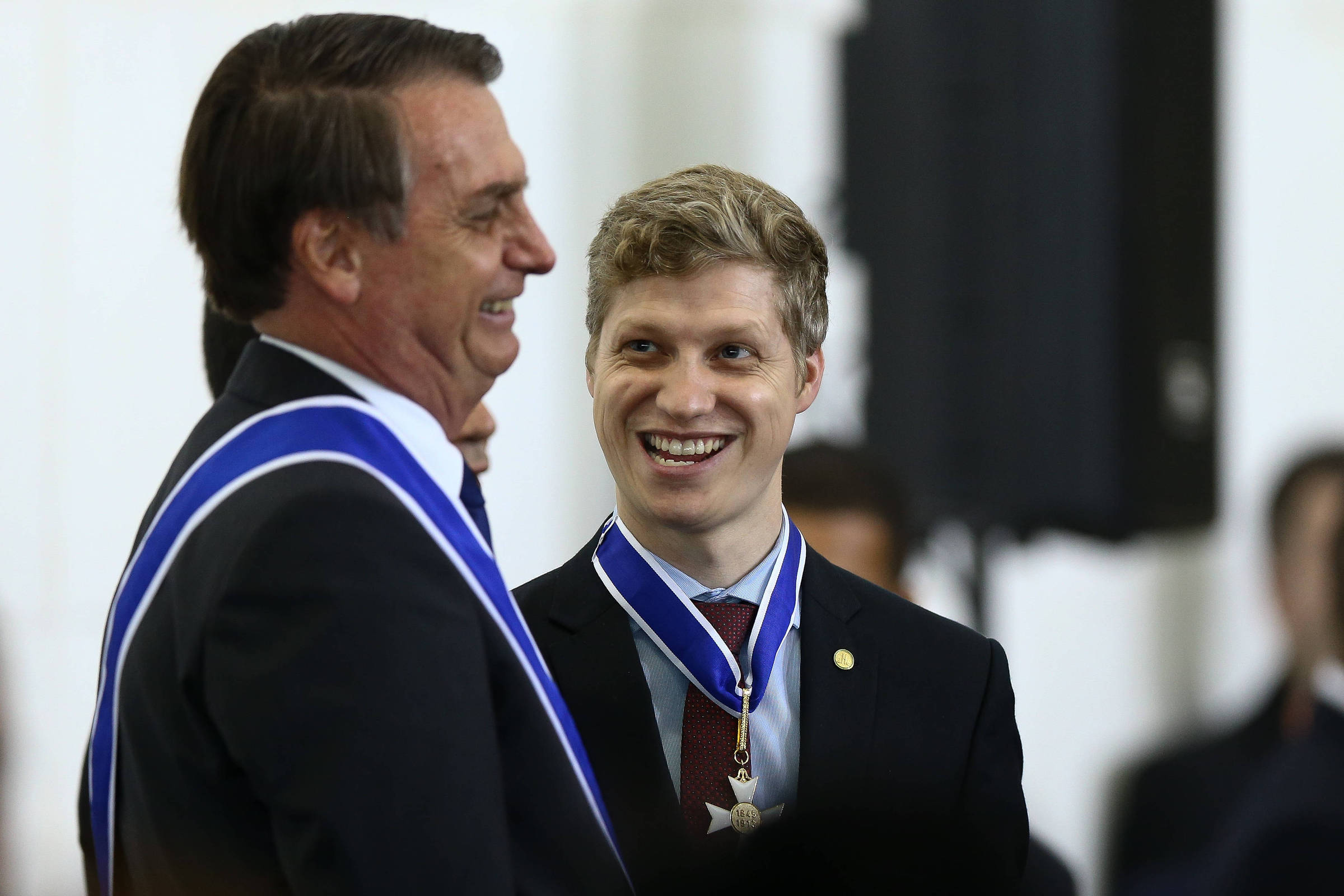Deputado Marcel Van Hattem é premiado internacionalmente por defesa da liberdade de expressão