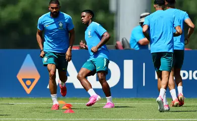 Mais experiente, Vini Jr. afirma que Brasil “chega para ser campeão”