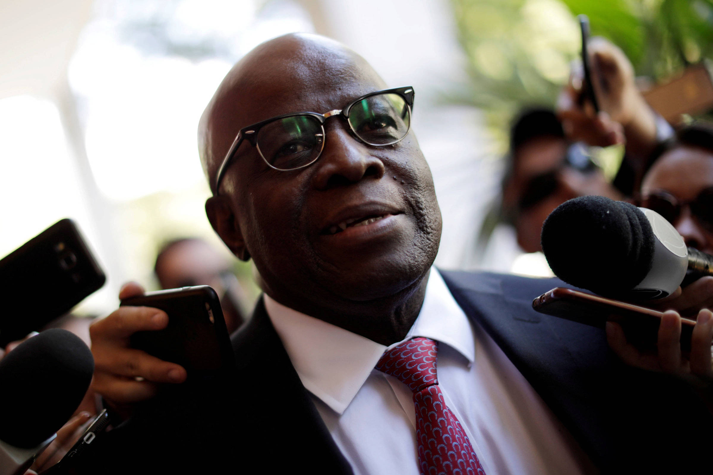Joaquim Barbosa cria perfis nas redes sociais e sinaliza estudo para candidatura presidencial