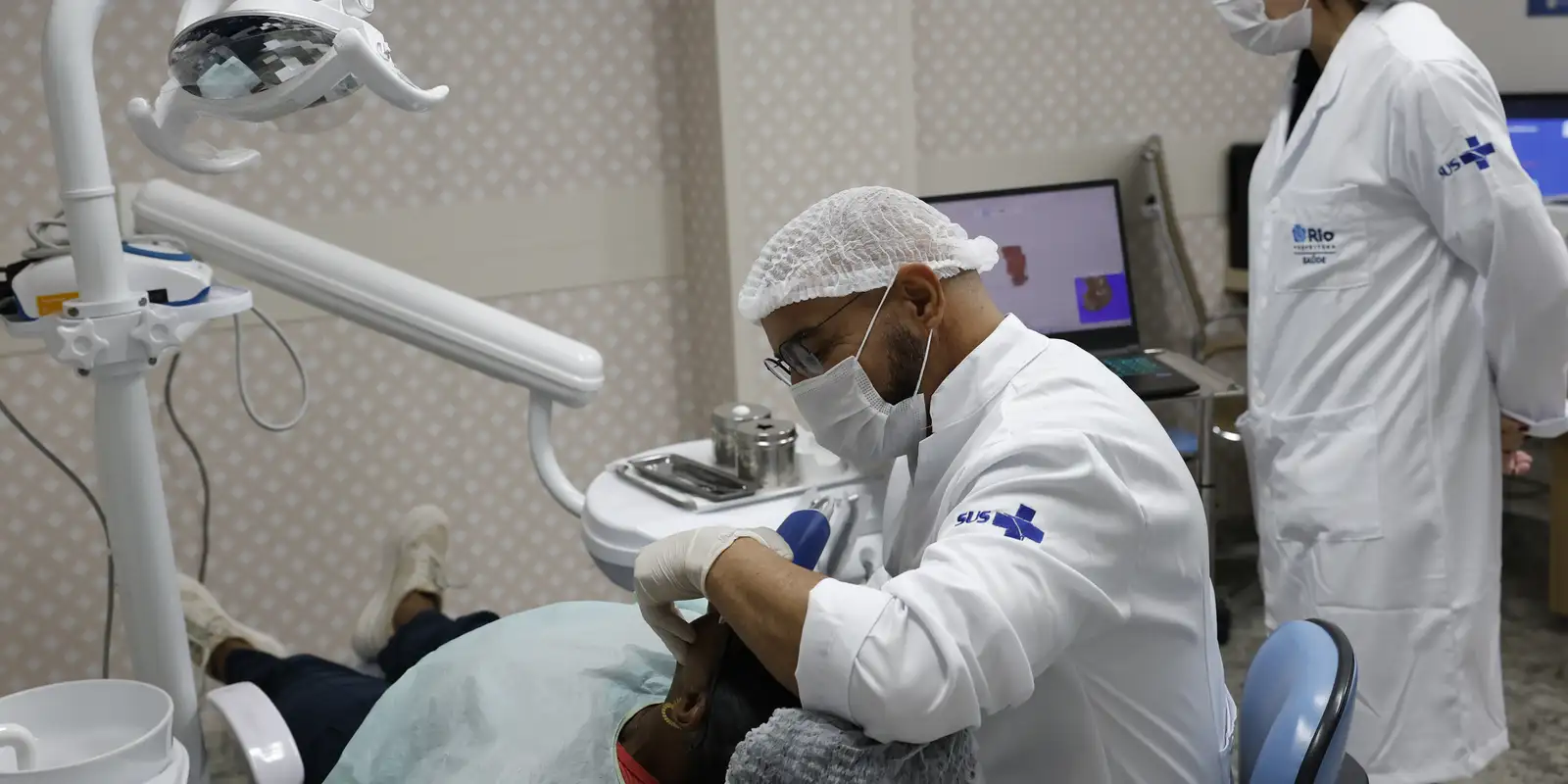 Senado aprova novo piso salarial de médicos e dentistas