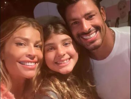 Sofia, filha de Grazi e Cauã, fala sobre assédio da mídia e futuro profissional